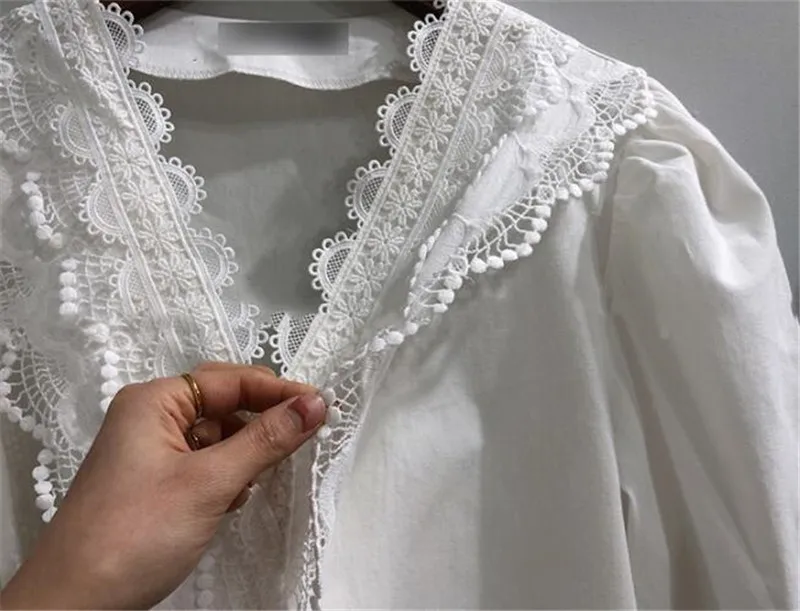 2020 весеннее Новое поступление Женская кружевная рубашка в Корейском стиле с v