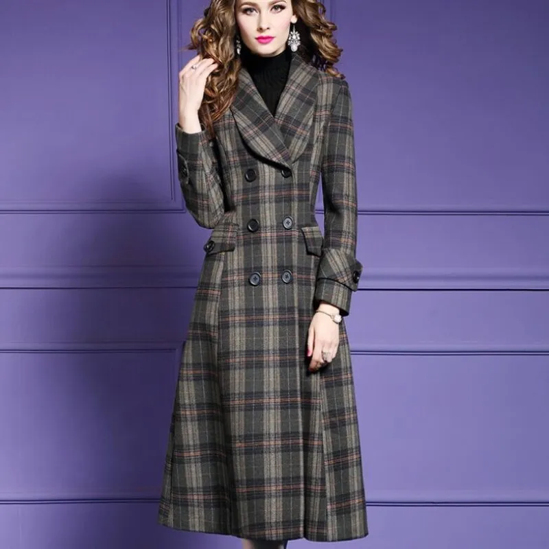 

Coats & Jackets