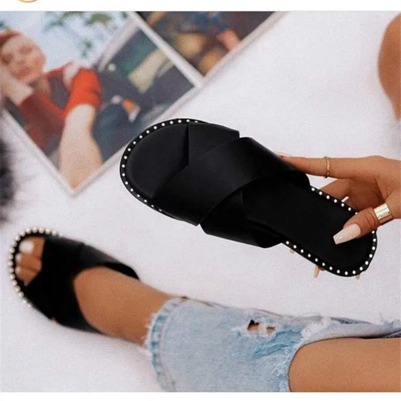 

Flat with Women's Slippers Summer Beach Woman Shoes Fashion Leopard Print Bling Csytal Flat with Open Toe Black Ladies Slides