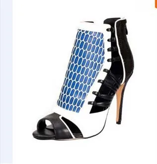 

New color matching hollow net sexy fish mouth sandal boots