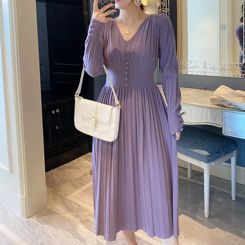 Осенне зимнее элегантное облегающее платье свитер на пуговицах женские