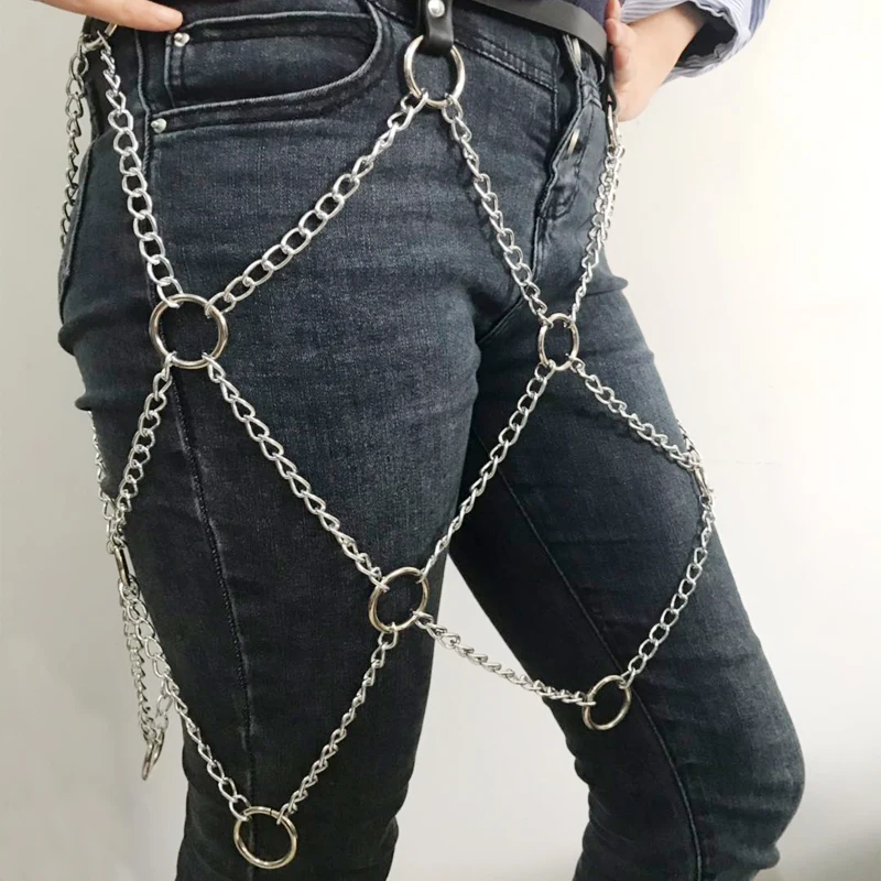 Женский ремень в стиле панк из серебристой кожи с металлической цепочкой