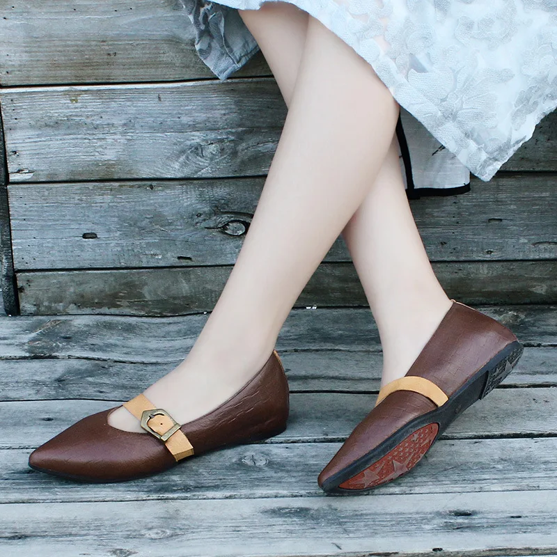

Women casual flats national style buckle pointed flat heel leather soft sole women's shoes spring/autumn 2020
