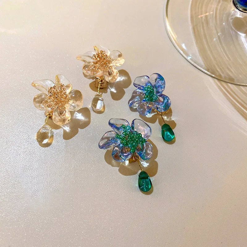 

Yangliujia 2021 New Acrylic Flower Ear Clip Han Edition Female Temperament Elegant Earrings Jewelry Fashion