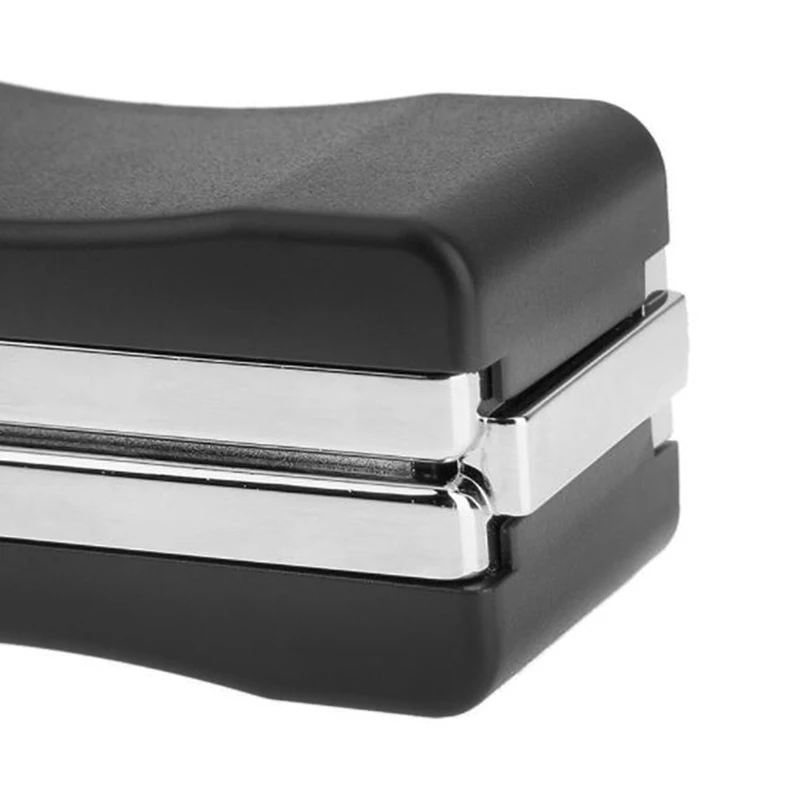 Универсальный инструмент для ремонта автомобильных щеток стеклоочистителя