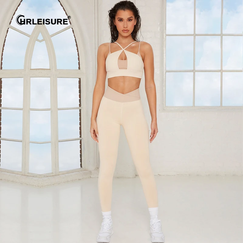 Женский спортивный костюм CHRLEISURE с противоударным бюстгальтером леггинсами и