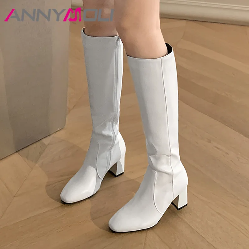 

Женские сапоги на высоком каблуке ANNYMOLI, высокие сапоги на молнии, сапоги на массивном каблуке, женские длинные сапоги с круглым носком, белы...