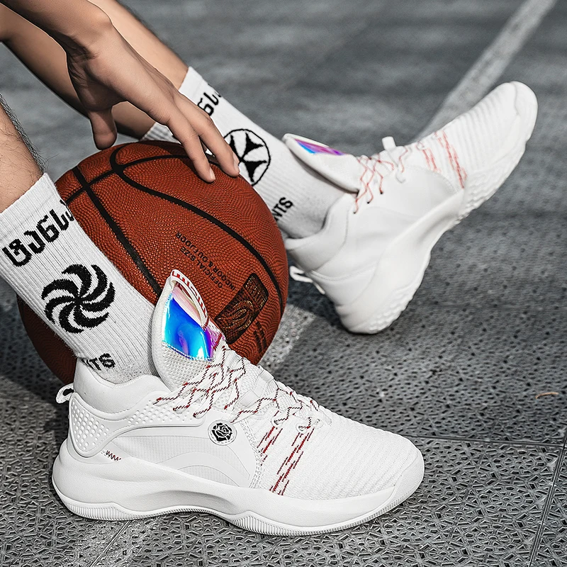

Classic Fashion Basketball Male Sneakers Wearable High Top Shoes Men Basketball Sport White Black 36-45 Women Designer Sneakers