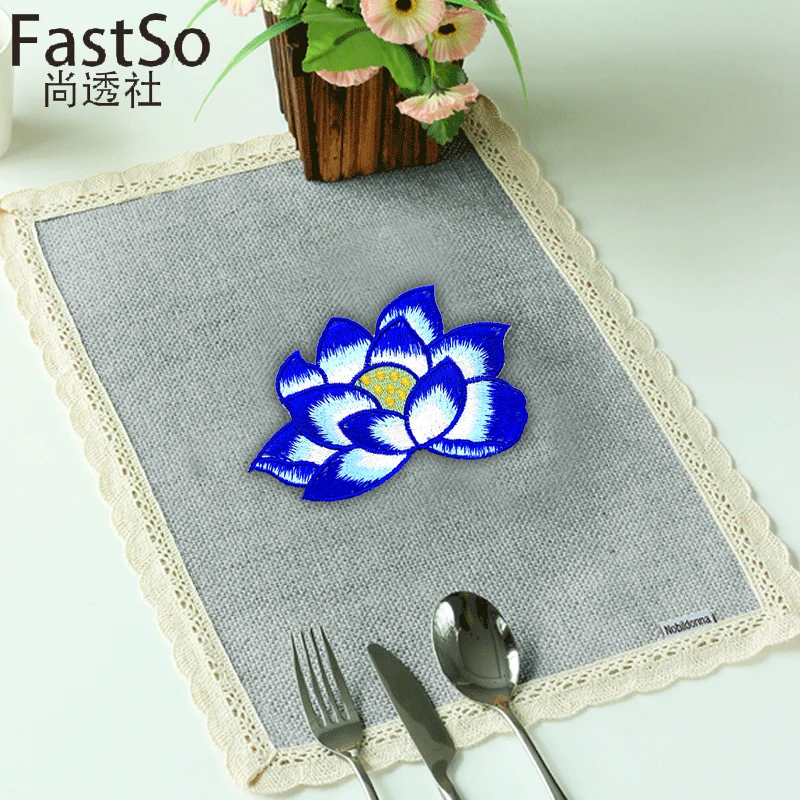 Китайские Красные железные нашивки с вышитыми цветами для одежды тканевые