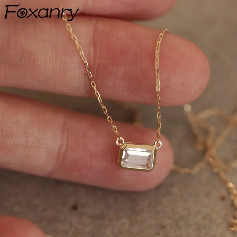 

Женское ожерелье из серебра 925 пробы с цирконом