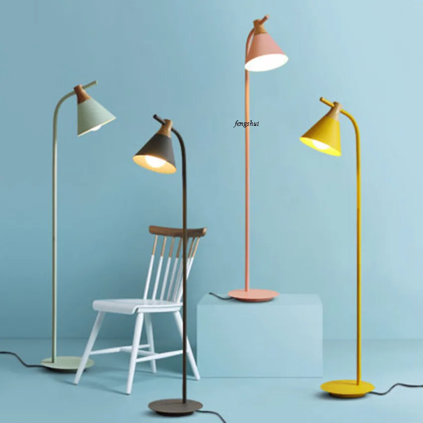 Современный Железный художественный цветной светодиодный напольный светильник