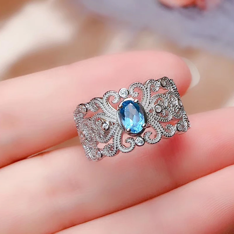 Женское кольцо в стиле барокко с топазом для повседневной носки серебряное