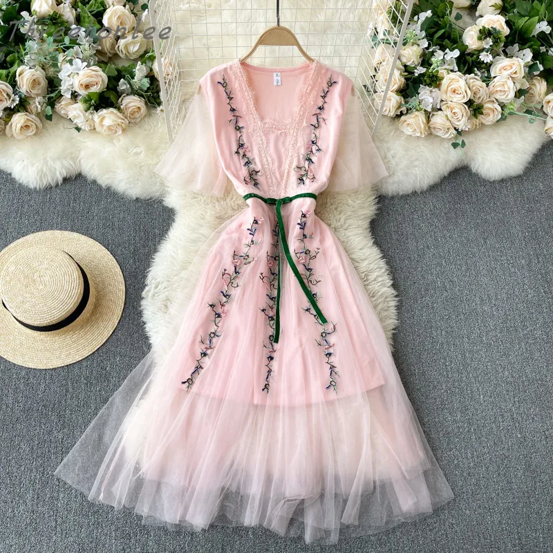 

High Quality Summer Elegant Women Mesh Casual Dress Embroidery Wedding Party Robe Femme Designer Pink And Black Vestidos