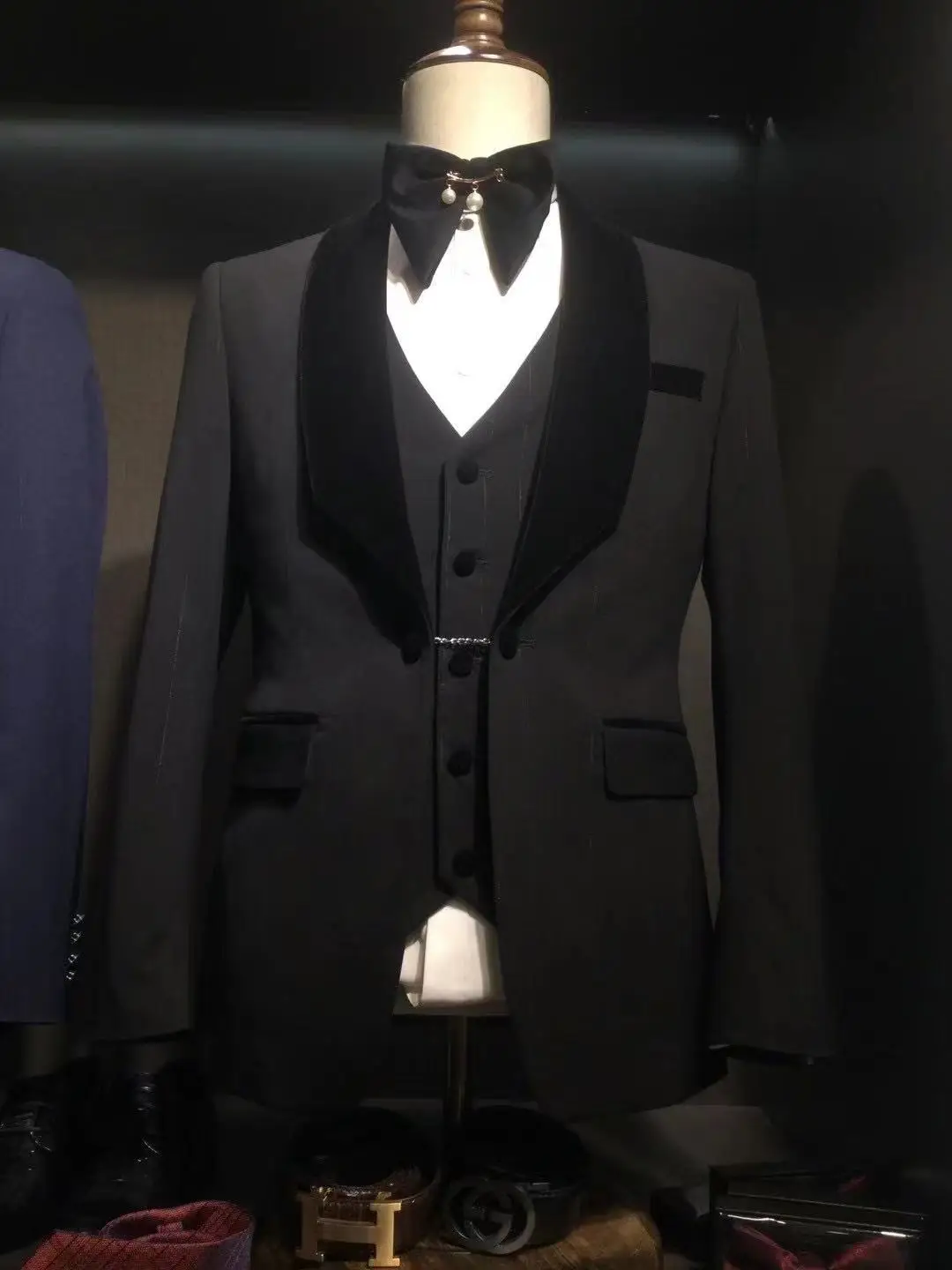 

2021 Latest design Gradient stripe black wedding suits for men slim fit bridegroom Long suit man Unique Blazer Jacket+pant+vest