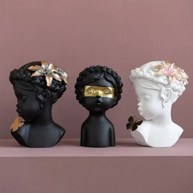 

Northern Europe living room wine cabinet study porch decoration creative personality suit modern simple new house decoration