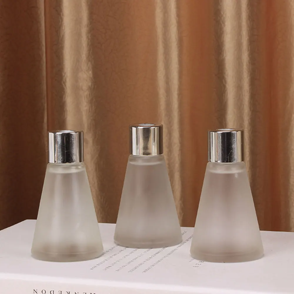 

3Pcs Dry flower Accessories Perfume Essential Oil Flower Arrangement Frosted Empty Bottle (Transparent Frosted Empty Bottle with