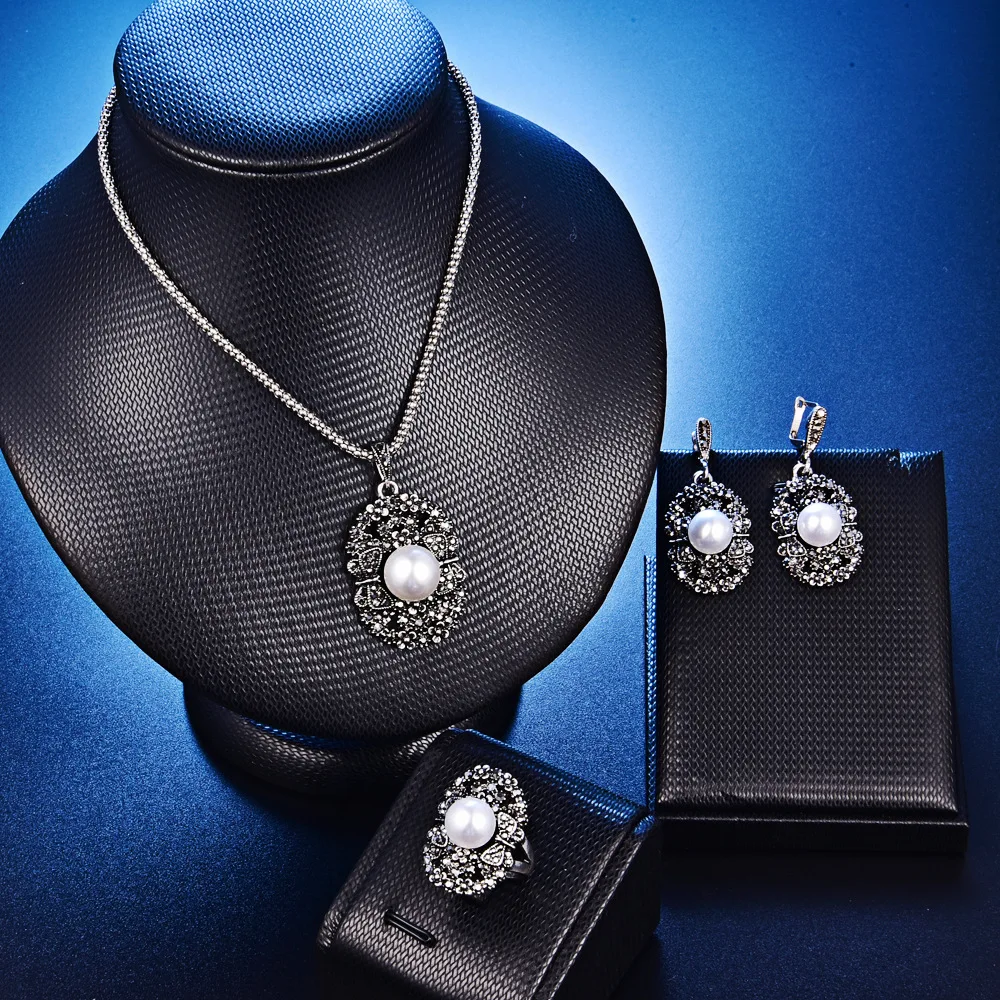 Комплект из колье серёг и кольца с жемчугом|Ювелирные наборы| |