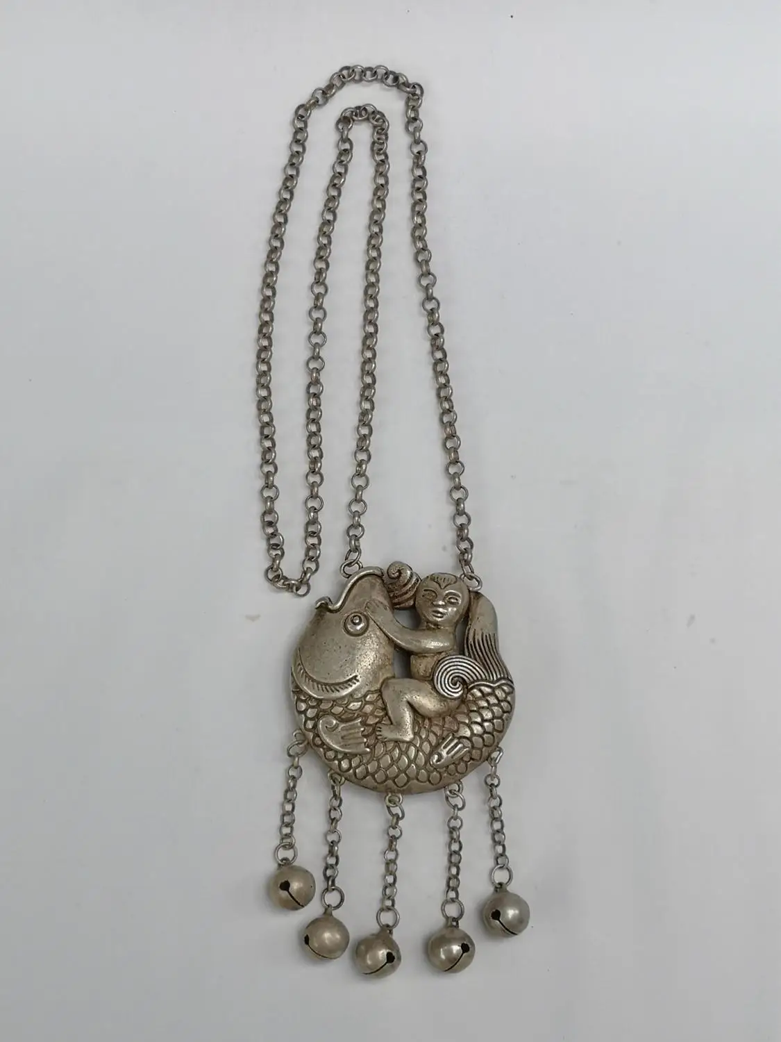 

YIZHU CULTUER ART Collection Old Chinese Tibet Silver Carving Fish Boy Sachet Pendant Decoration