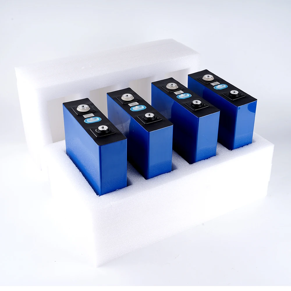 

Hot Selling Akku 24V Lithium Battery Prismatic Cell 3.2V 12V 200ah Lifepo4