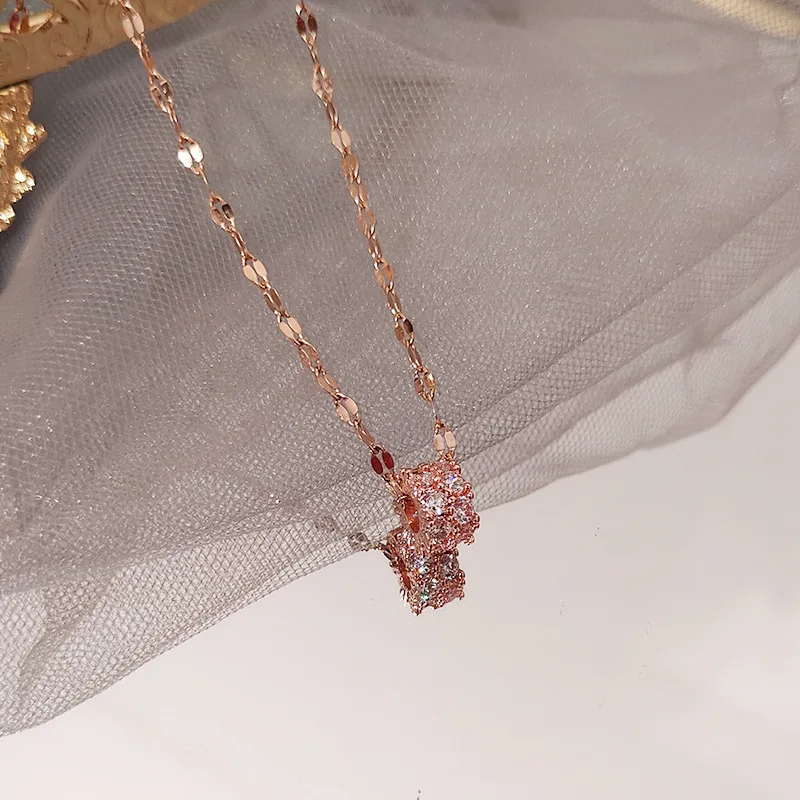 

Fashion New Spring, Summer, Autumn And Winter Feminine Simple Cold Wind Titanium Steel Pendant Necklace