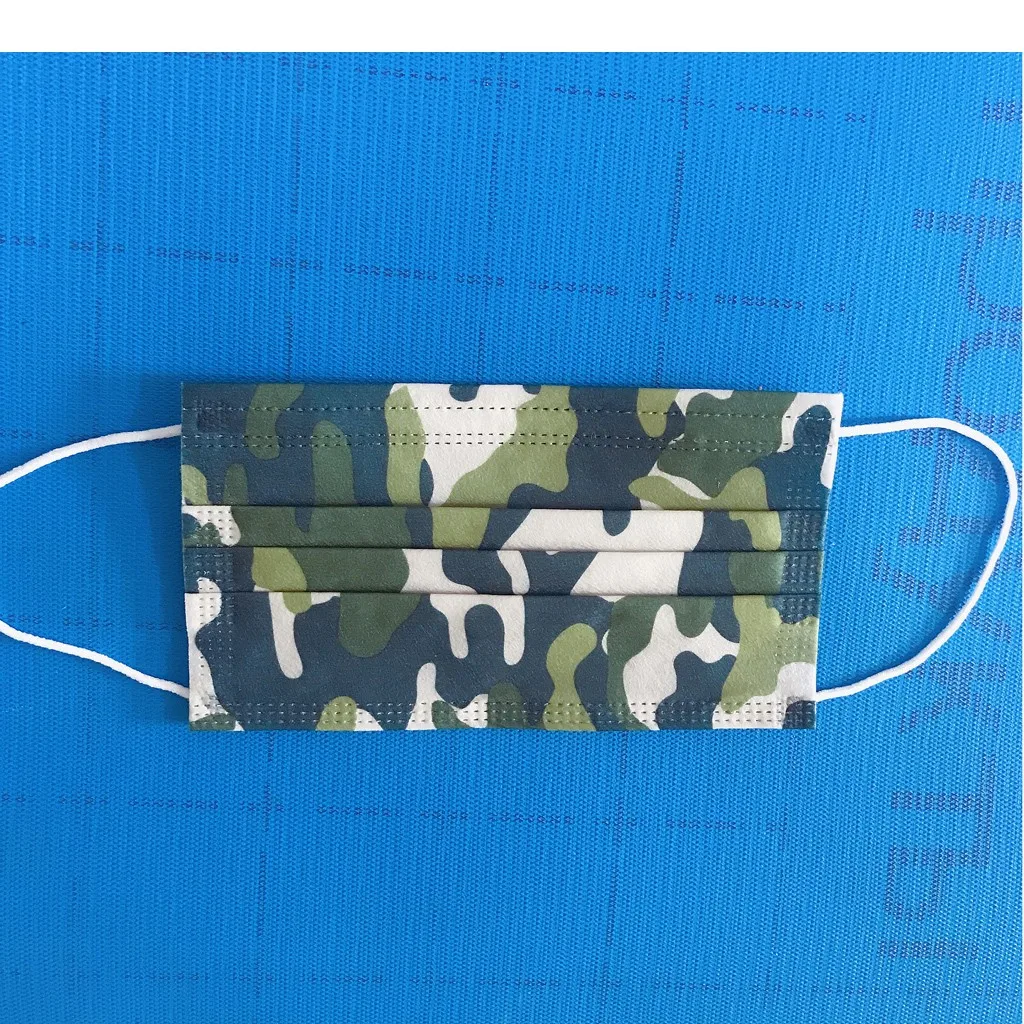 Детская одноразовая маска для лица модная трехслойная из нетканого материала