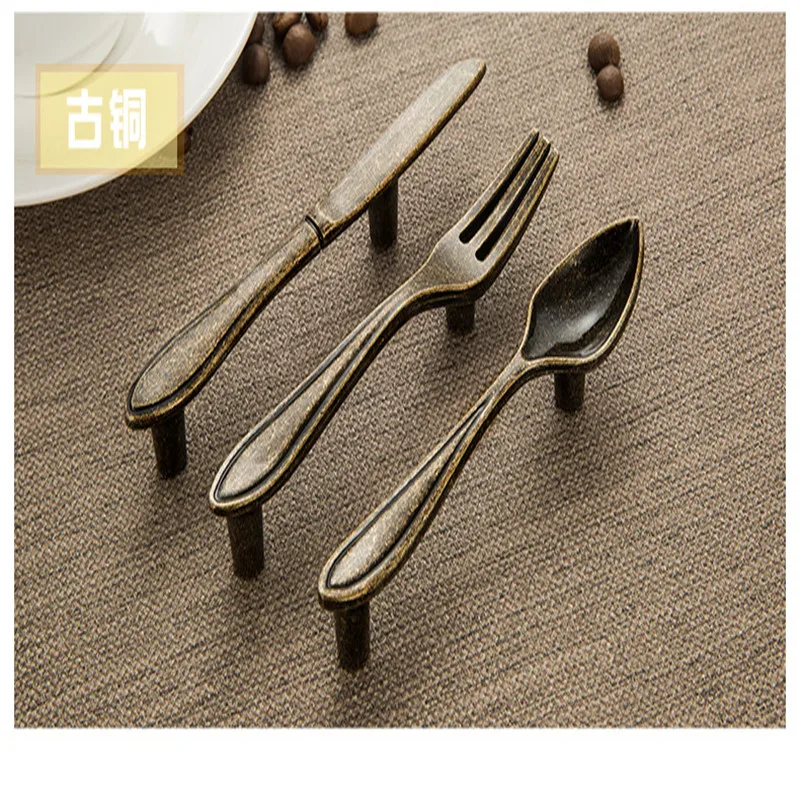 

Creative cutlery cabinet handle knife and fork spoon black brushed bright chrome handle cabinet door 76 hole distance handle