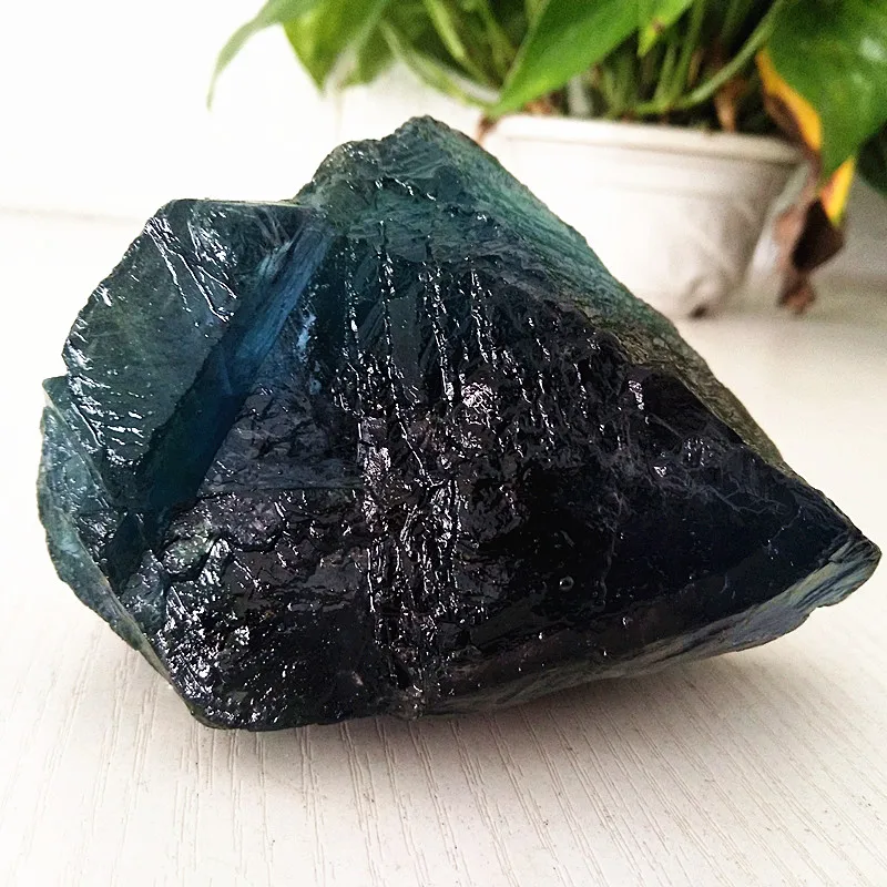 

Natural blue fluorite mineral crystal home decoration stone collection mineral specimen research and healing stones