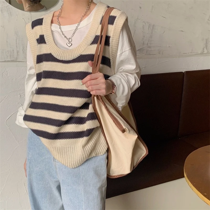 Женский трикотажный жилет в полоску Свободный без рукавов японском стиле