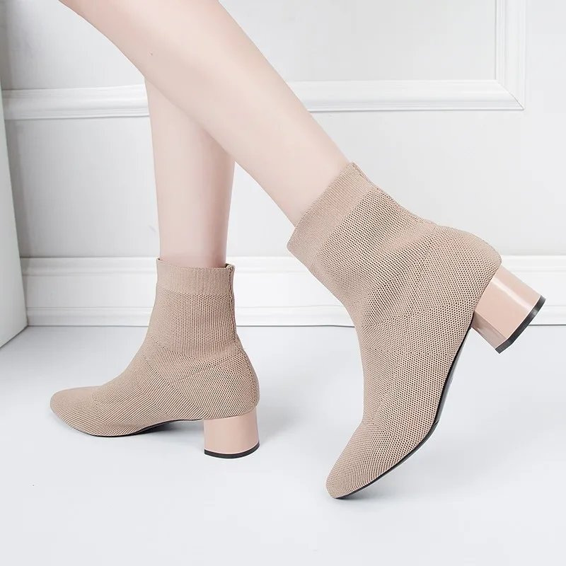 

2021 Women Boots Strange Style Thick High Heels Autumn Winter Female Short Fashion Stretch Lycra Sock Shoes Woman Zipper