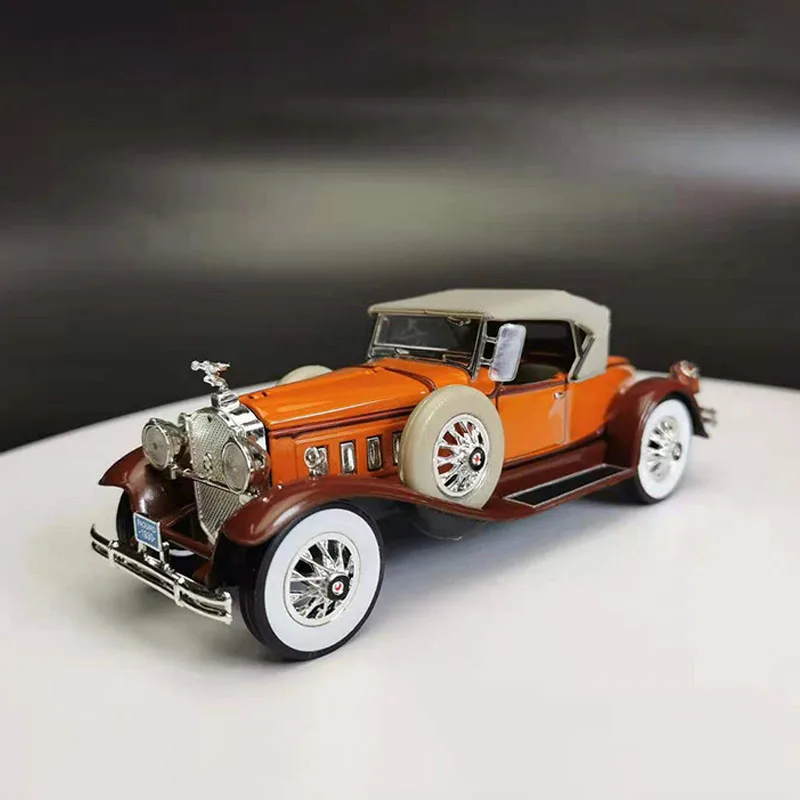 

1/32 Alloy Die-Cast 1930 Packard American Luxury Car Model Toy Vintage Classic Collection Display Toys Vehicle For Gifts