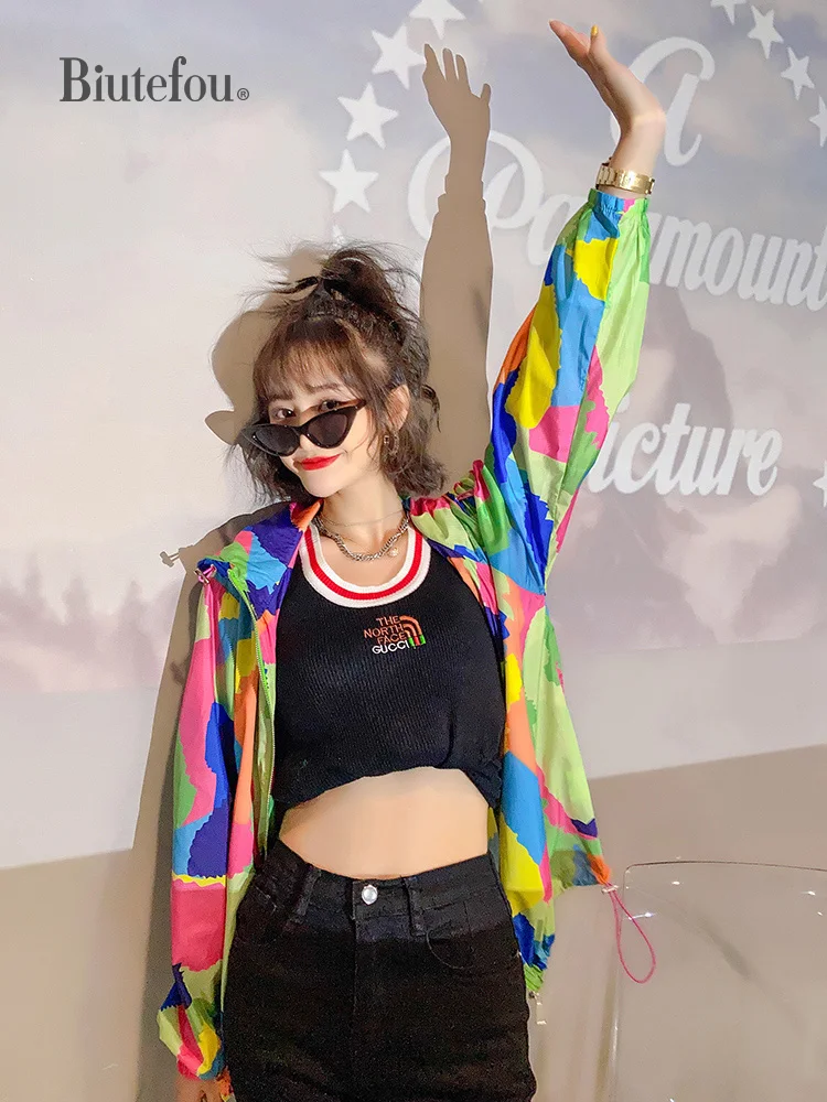 

2021 Summer Women Loose Rainbow Plaid Print Hooded Sun-Proof Coat