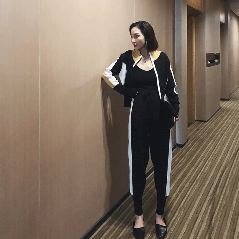 

Women's Tracksuit 2 Two Piece Set Suits Long Sleeve Top Coat Pencil Pants Fashion Stand-up Collar Tracksuit with Cartoon Pattern