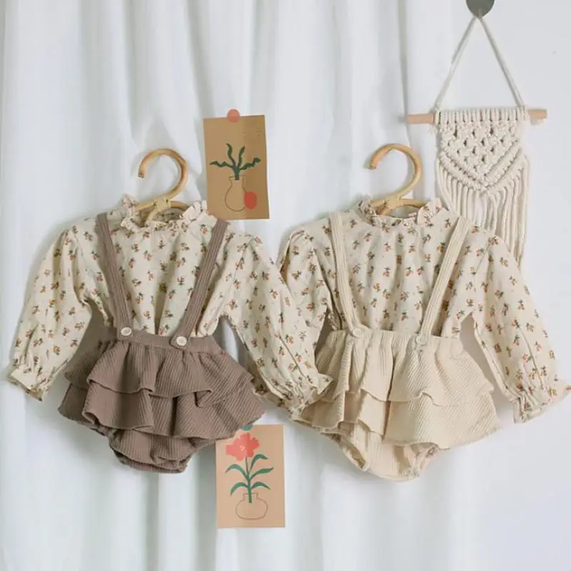 

Vintage Baby Girl Clothes Sets Autumn 2 Pieces Girls Floral Blouse + Baby Bodysuit Overalls Newborn Baby Girls Clothes Outfits