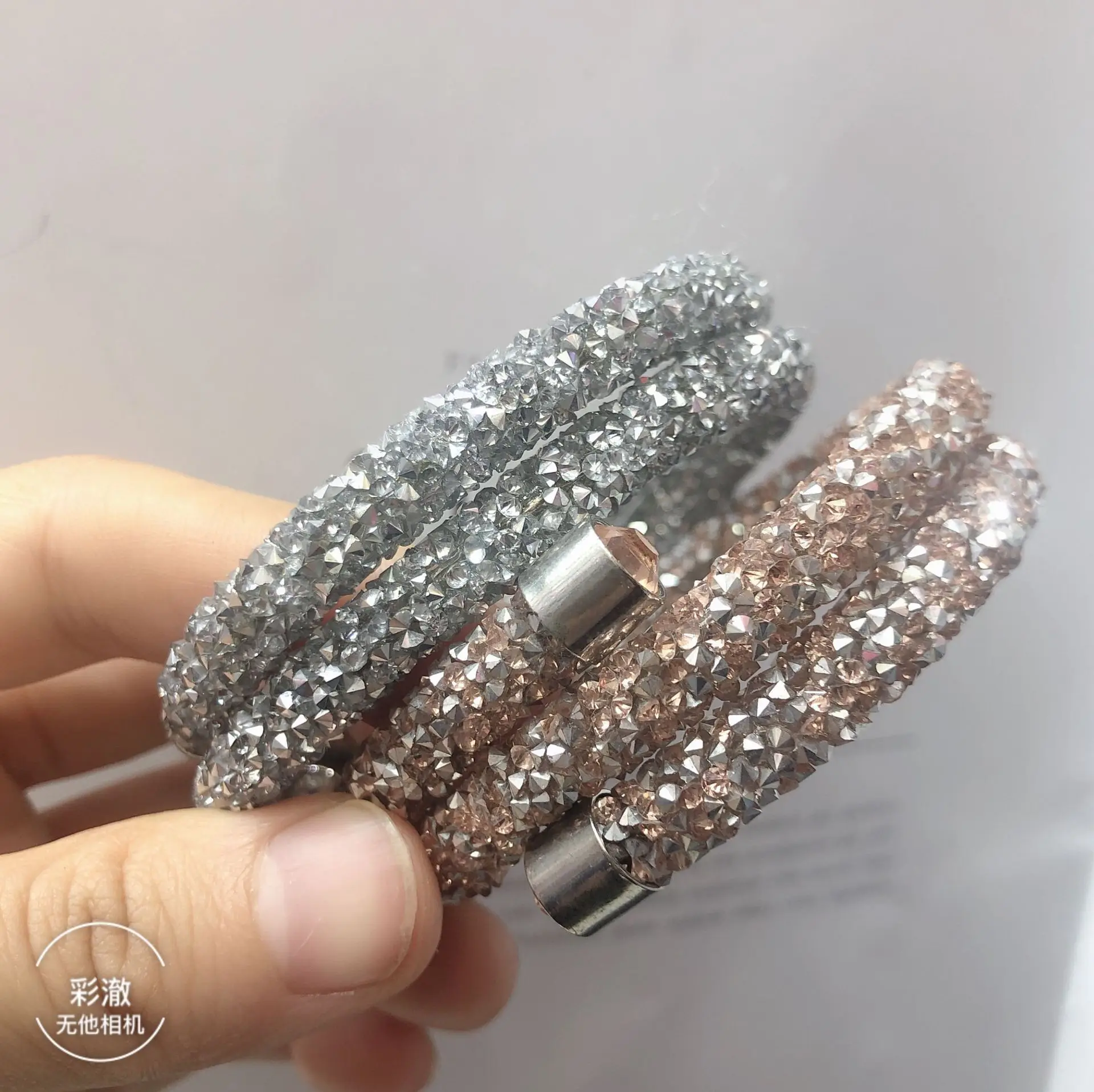 Новое поступление изысканный двойной круг Кристалл Стразы пылезащитный браслет