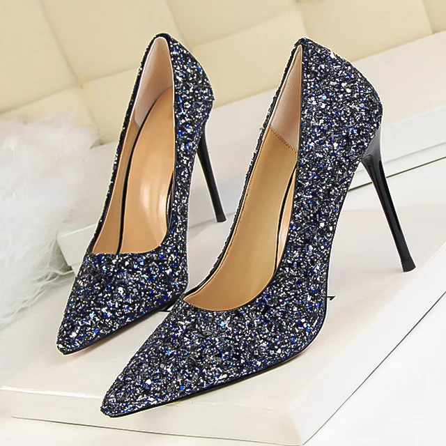 

2019 Women Pumps Bling High Heels Women Shoes Fashion Wedding Shoes Pointed Toe Sexy High Heels GHN78