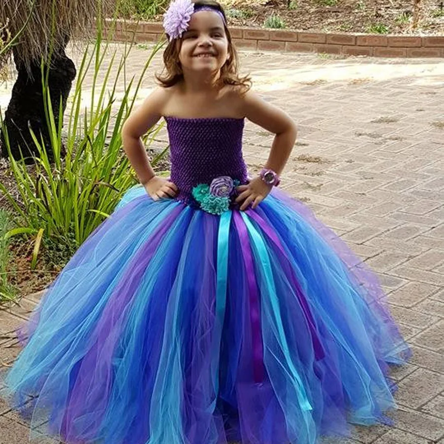 Платье-пачка для девочек с фиолетовым павлином и цветами детское вязаное