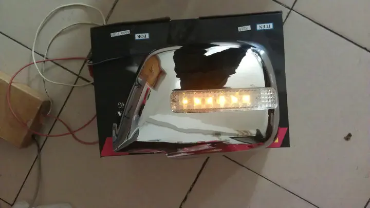 

eOsuns Led rear view mirror cover lamp side turn signal daytime running lights for Toyota land cruiser 4500 LC80
