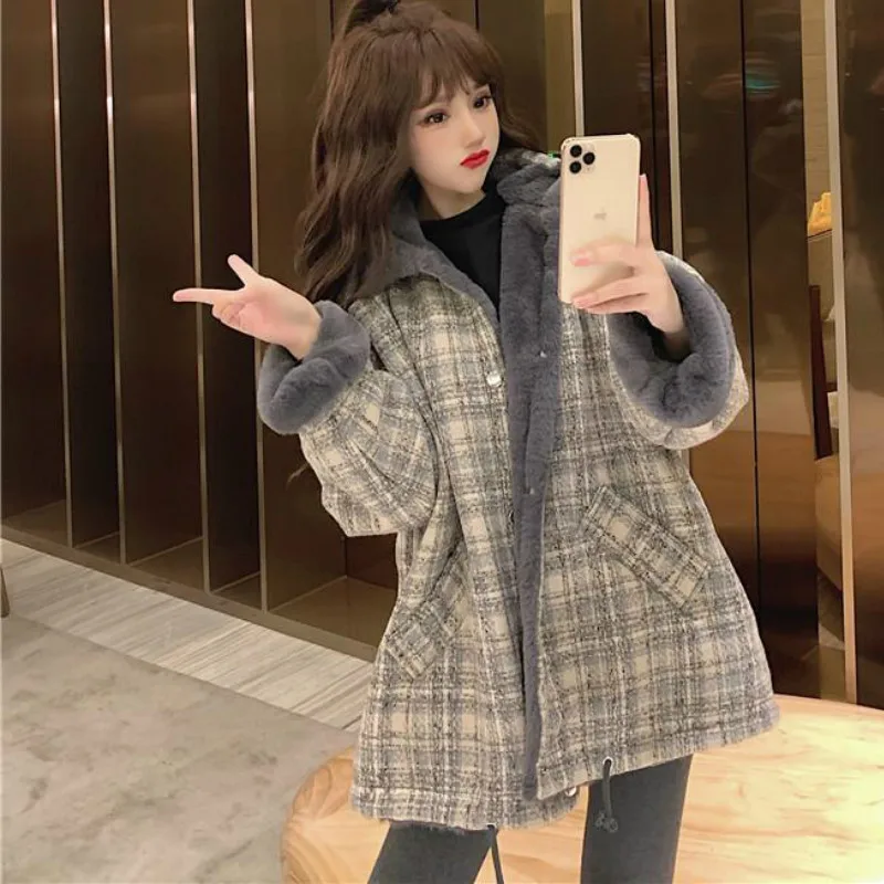 

Women Blends Winter Large Size 3XL Plus Velvet Thicken Plaid Warm Korean Style Preppy Students Casual Outwear Long Sleeve Female