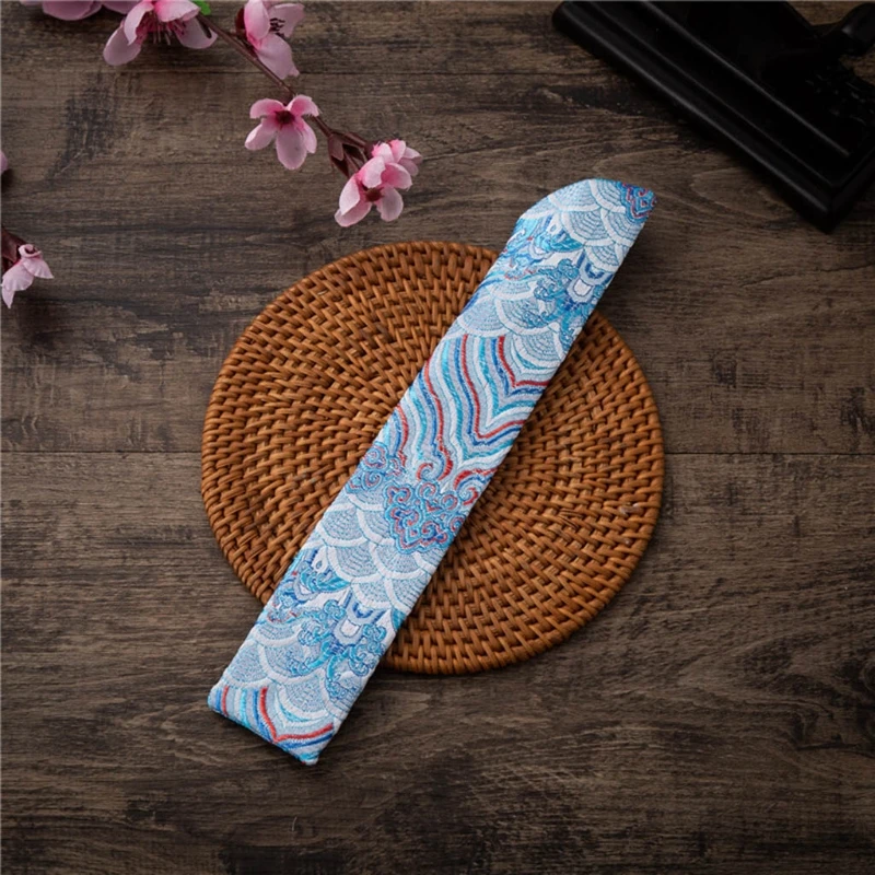 

Chinese Classical Hand Fan Cover Bag Vintage Embroidery Wave Clouds Heldheld Folding Fan Sleeve Protector Pouch Pocket C5AD