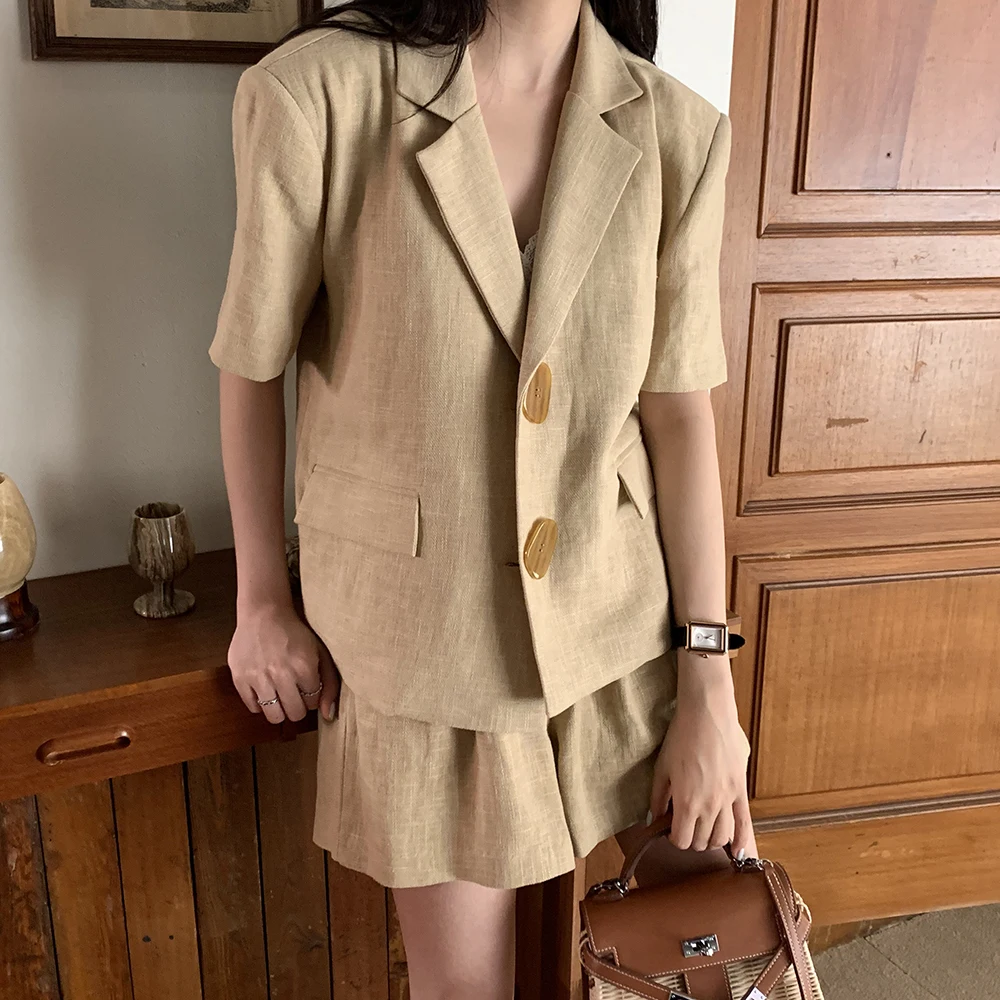 

2021 Women Summer Cotton Linen Blazer Two Piece Set Half Sleeve Single Breasted Jacket & High Waist Wide Leg Shorts