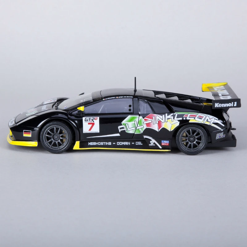 Модель гоночного автомобиля Bburago 1:24 Lamborghini летучая мышь фиагт из сплава имитация