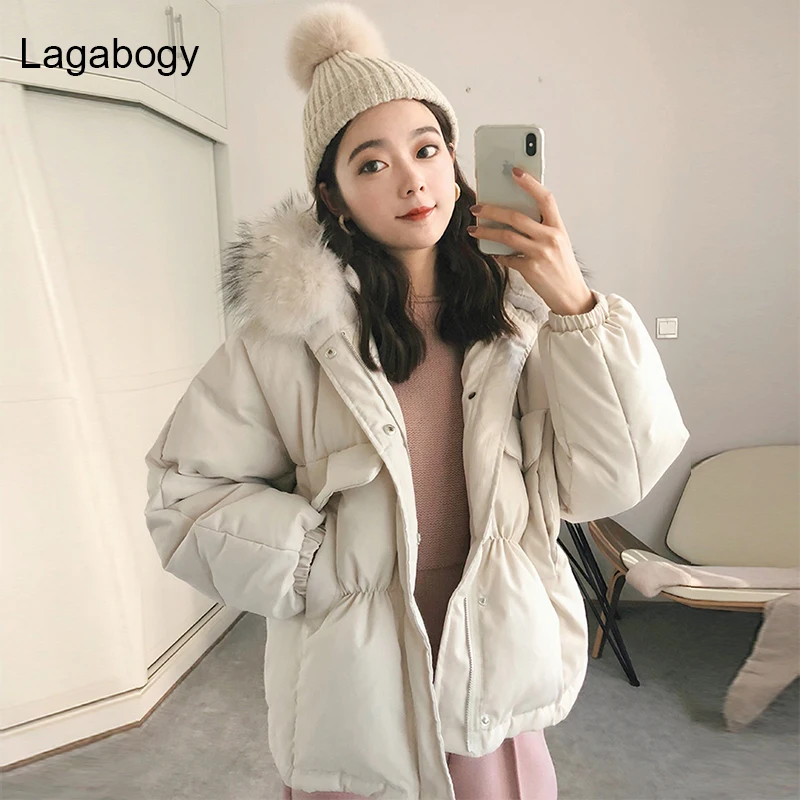 

Lagabogy New Winter Women Real Natural Raccoon Fur 90% White Duck Down Parkas Female Hooded Short Loose Puffer Jackets Snow Coat
