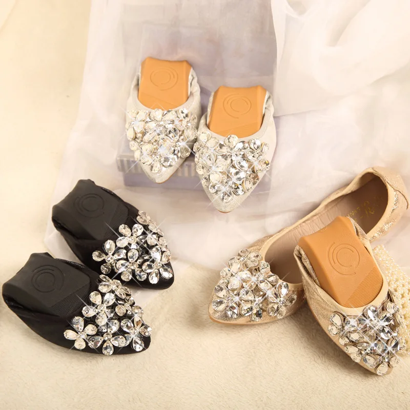 Женские балетки на плоской подошве украшенные кристаллами с лисьим узором