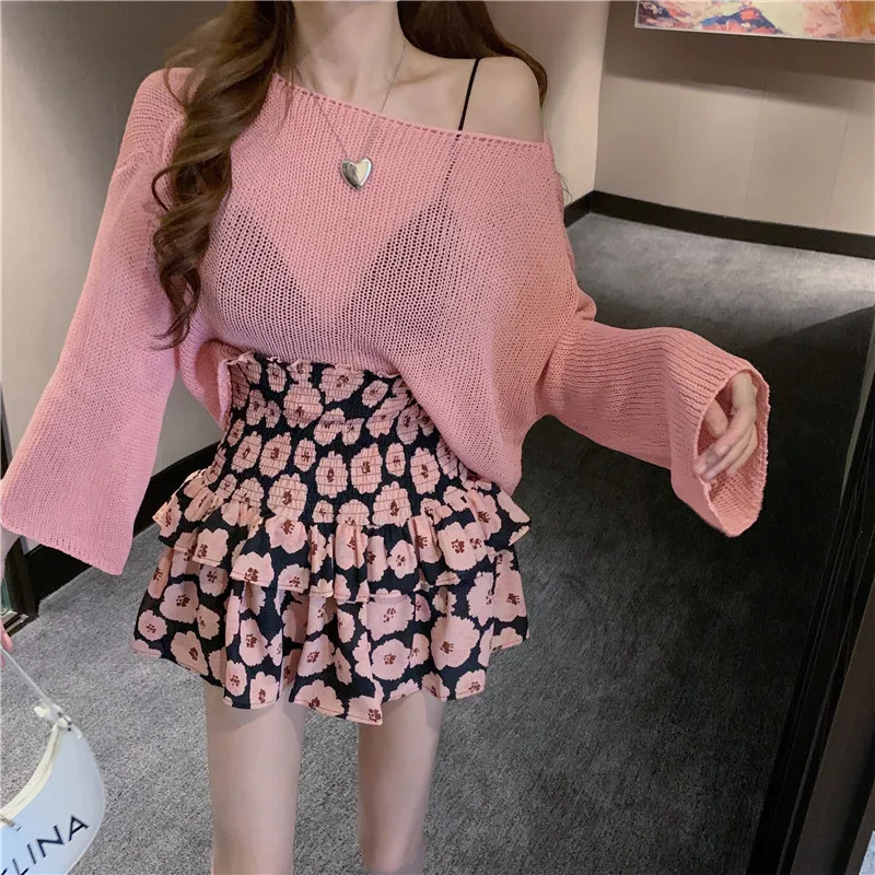 

New fashion sunscreen blouse, thin loose Korean knit sweater + emerald cake high waist skirt suit