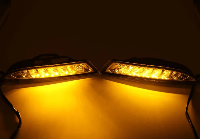 Передние светодиодные боковые габаритные огни для VW Scirocco 2008-2013 желтые указатели