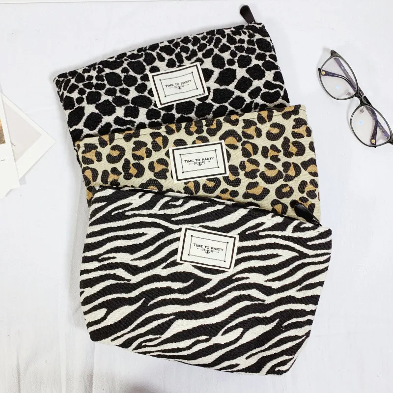 

Make Up Bag Large Women Leopard Cosmetic Bag Canvas Waterproof Zipper Travel Washing Makeup Organizer Beauty Case Reusable Purse