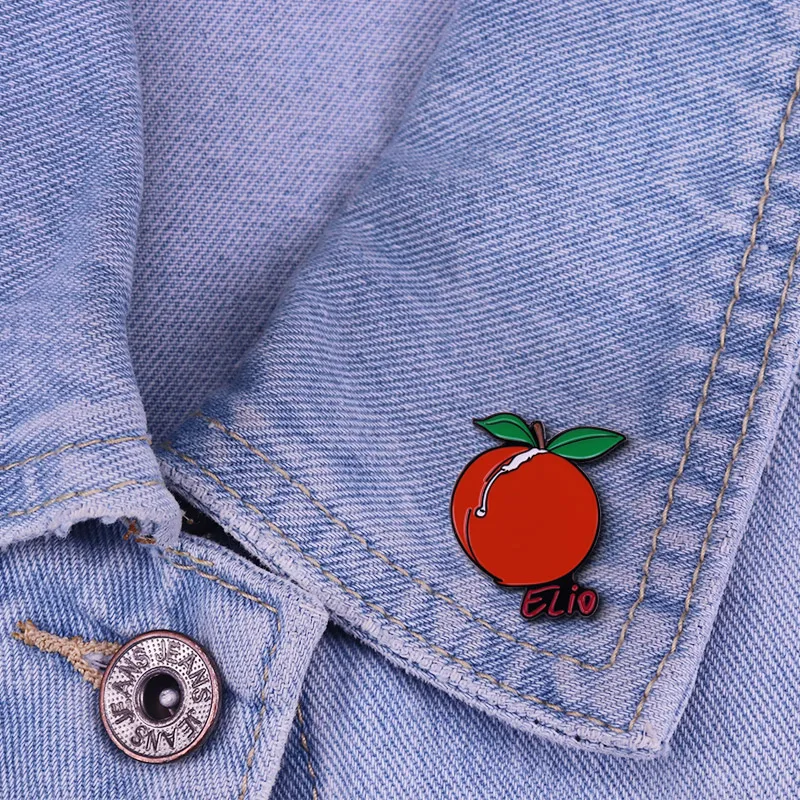 Персиковая булавка Elio звоните мне по вашему имени фанаты прекрасный подарок |