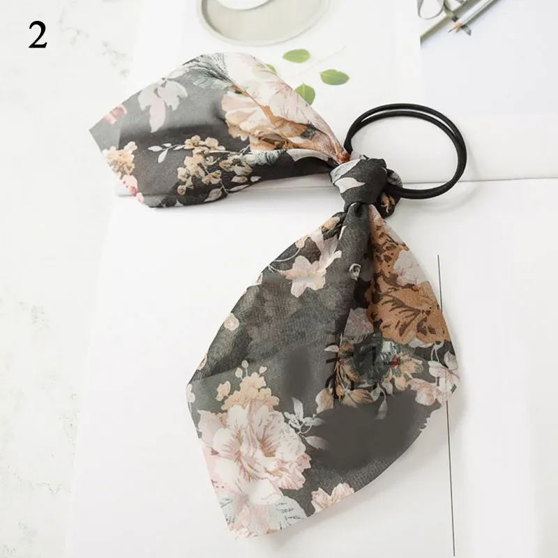 Резинка для волос с бантом |