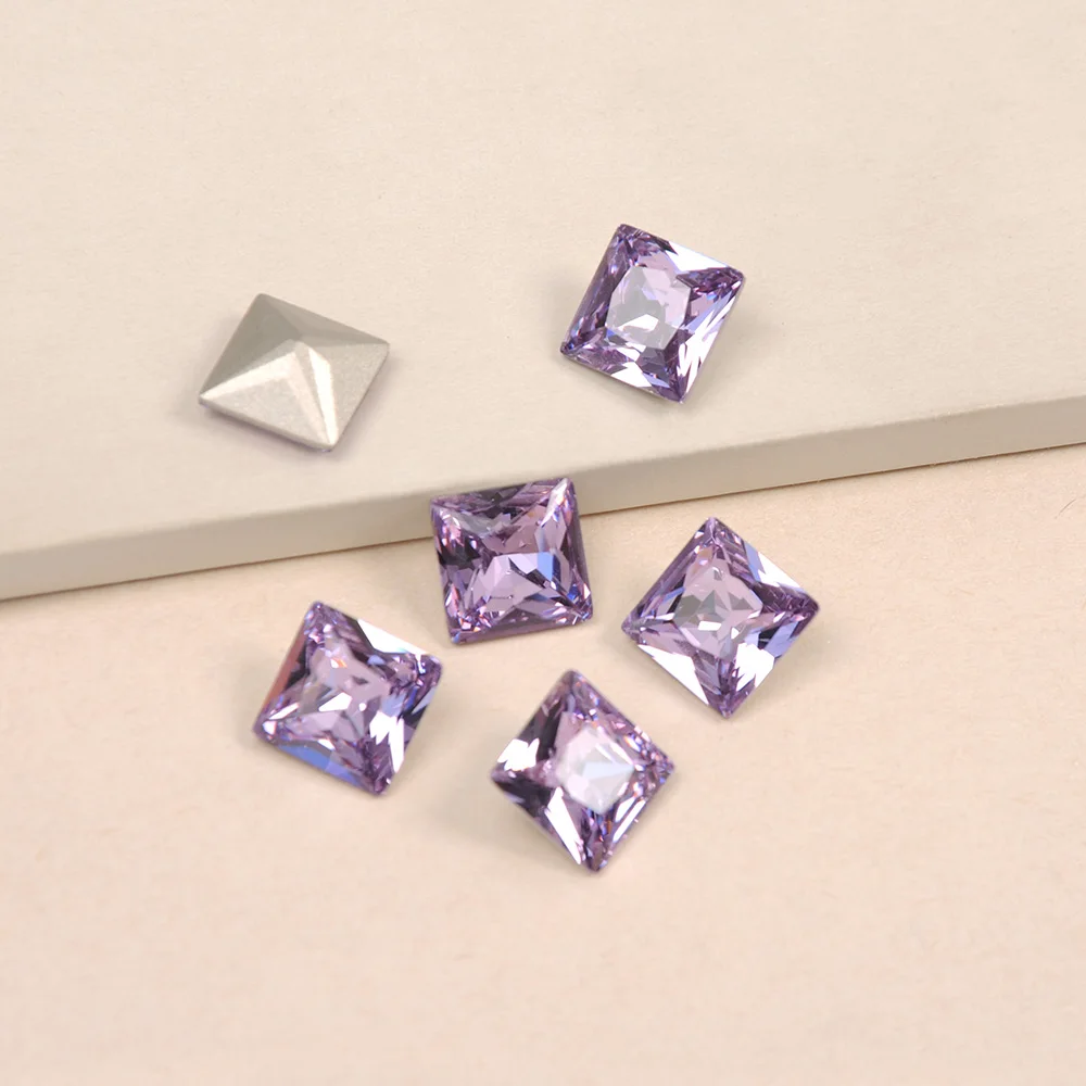 Стразы квадратные стеклянные фиолетового цвета 8/10/12 мм для украшения ногтей |