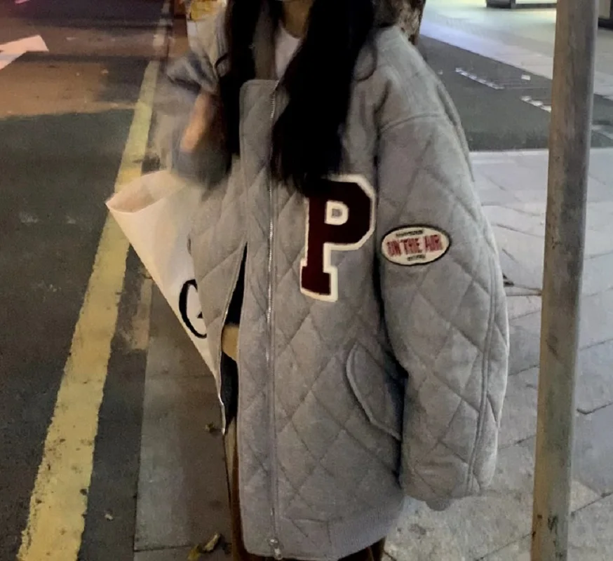 Джессик Lingge с надписью ретро в гонконгском стиле хлопковая куртка Женская осенне-зимняя бейсбольная униформа в студенческом стиле Свободная Женская